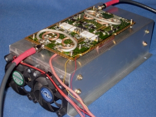 ampli432_001_URE.jpg