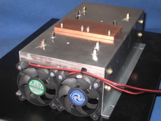 ampli700w1_001_ure.jpg